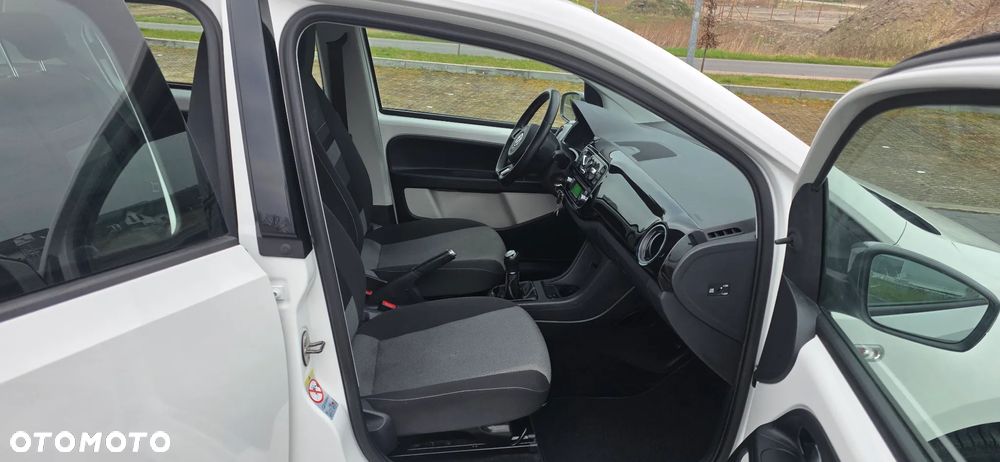 Volkswagen up! cheer - 25