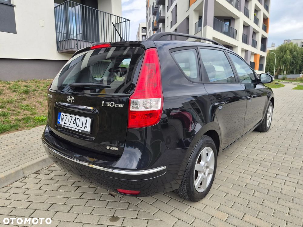 Hyundai i30 2.0 Premium - 26