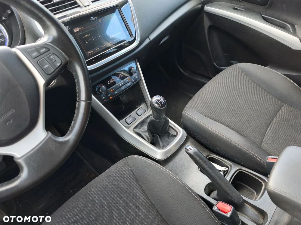 Suzuki SX4 S-Cross - 17