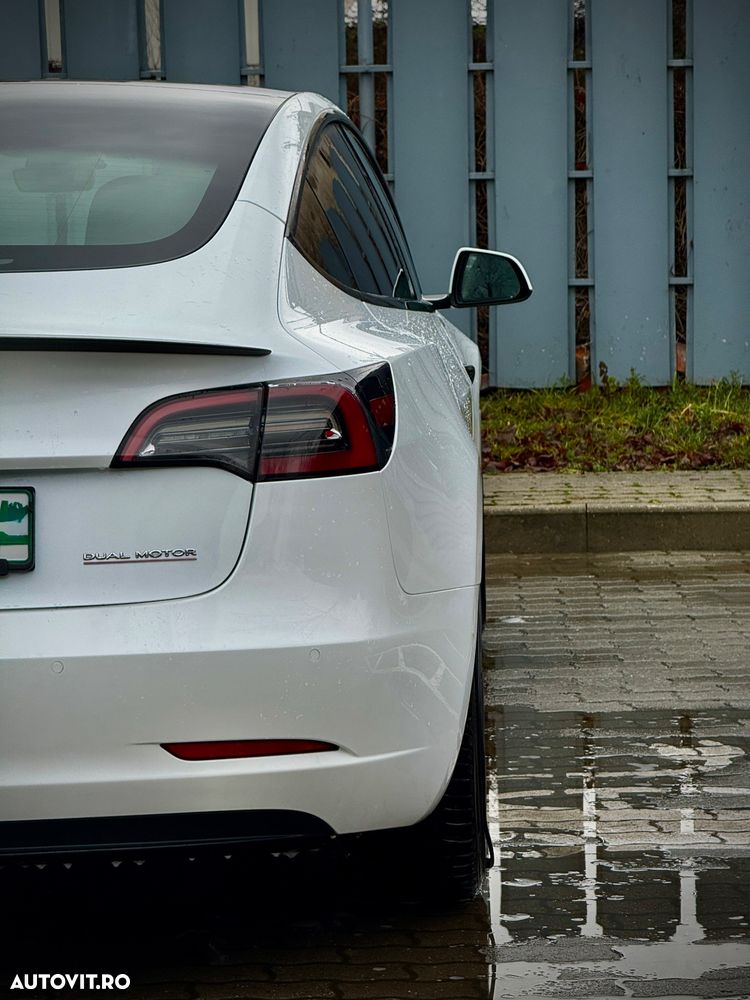 Tesla Model 3 Langstreckenbatterie Allradantrieb Dual Motor Performance - 13