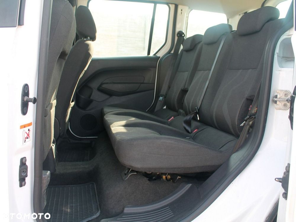 Ford Tourneo Connect - 16