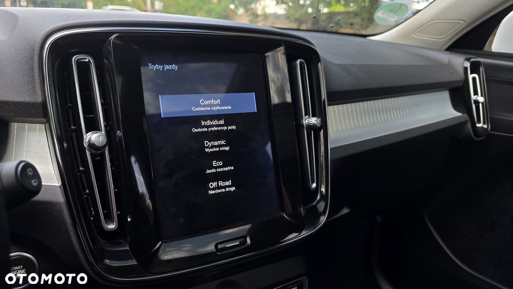 Volvo XC 40 D3 Geartronic Momentum Pro - 16