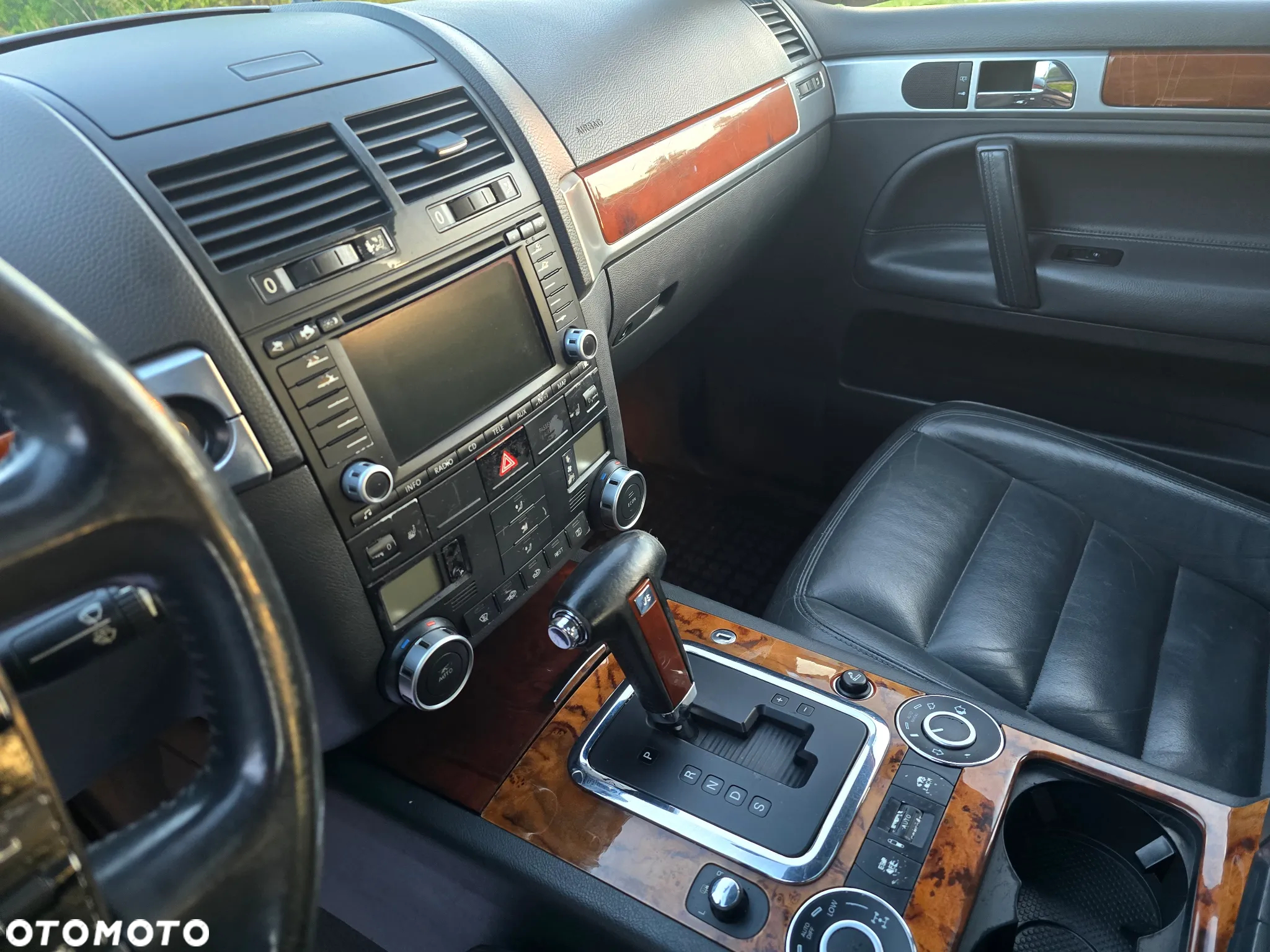 Volkswagen Touareg 3.2 V6 Tiptr - 14