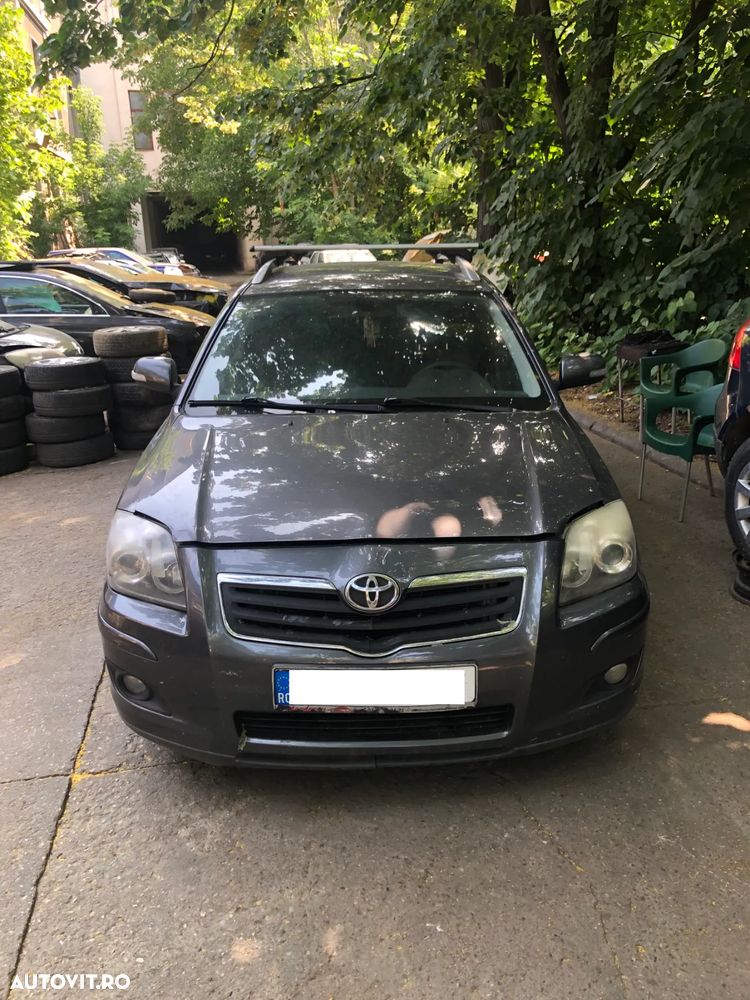 Dezmembrez Toyota Avensis T25 facelift break gri 2006 2.2 diese D4D - 8