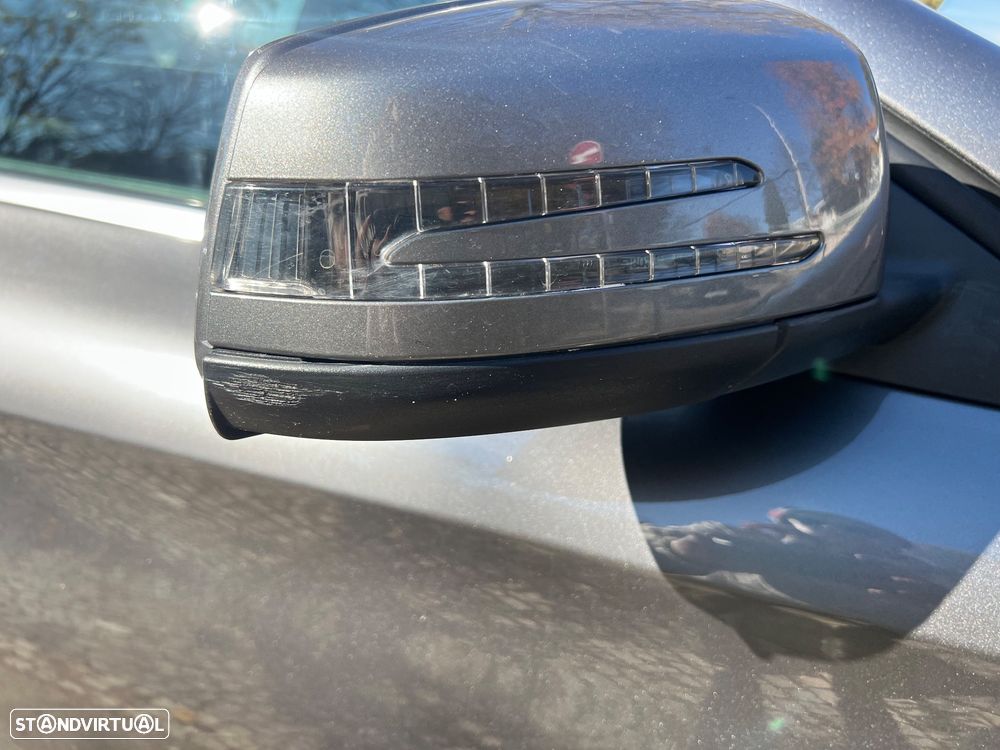 Mercedes-Benz GLA 180 CDi - 23