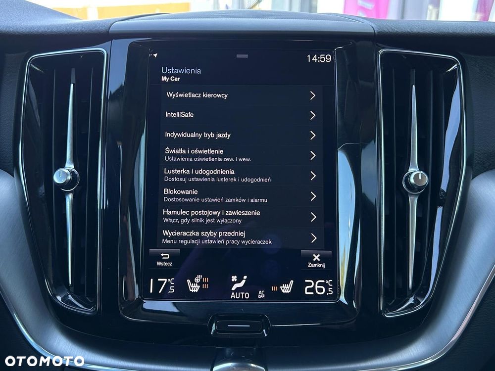 Volvo XC 60 B4 B Momentum - 31