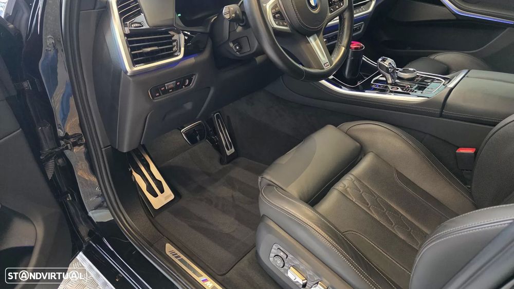 BMW X5 30 d xDrive Pack M 50 anos - 43