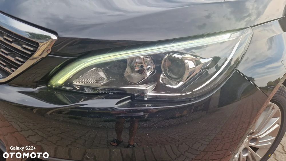 Peugeot 308 SW 1.5 BlueHDi Allure S&S - 32