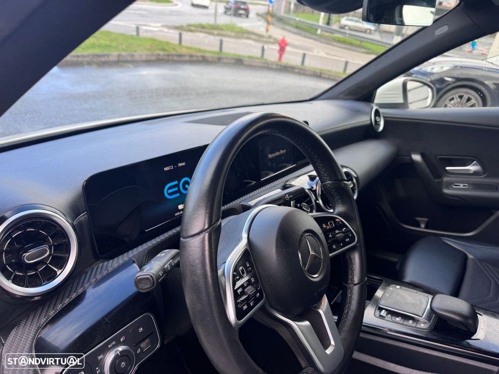 Mercedes-Benz A 250 e 8G-DCT Style - 8