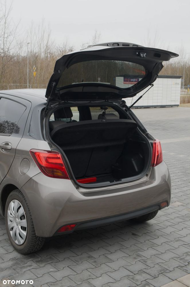 Toyota Yaris - 13