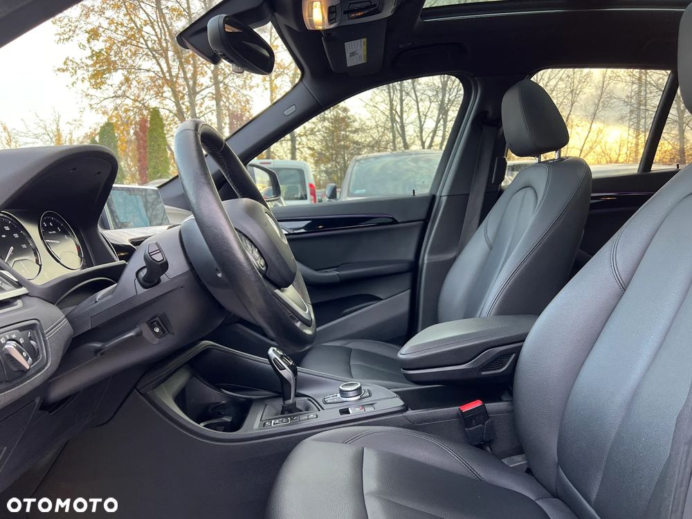 BMW X1 xDrive25i GPF Advantage - 11