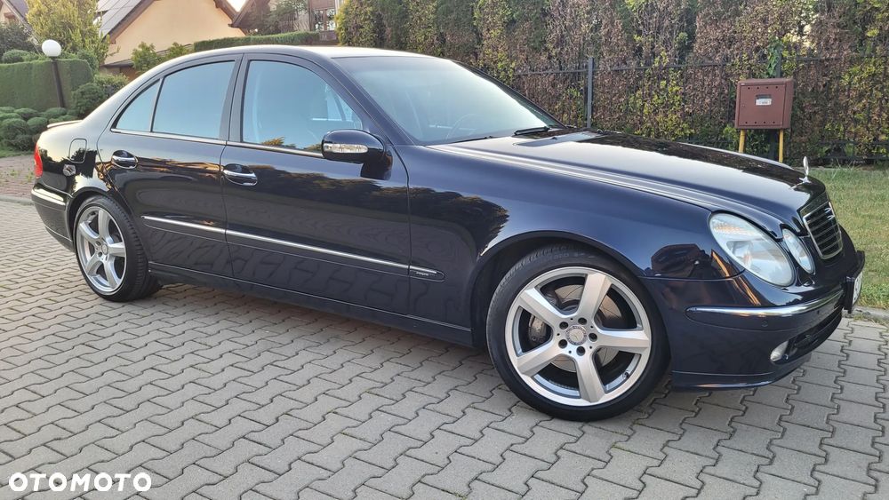 Mercedes-Benz Klasa E 500 Avantgarde - 15