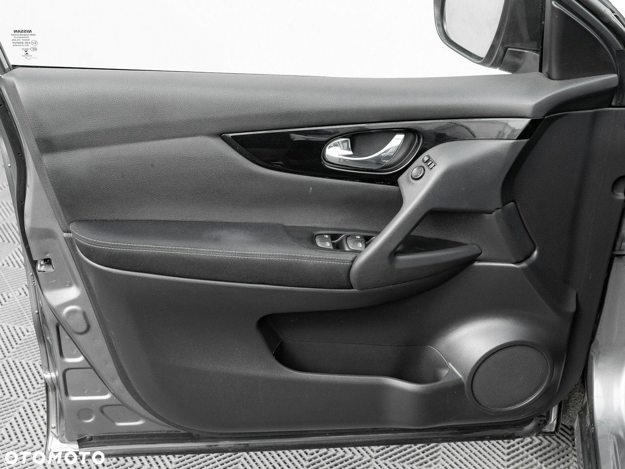 Nissan Qashqai 1.3 DIG-T N-Connecta - 13
