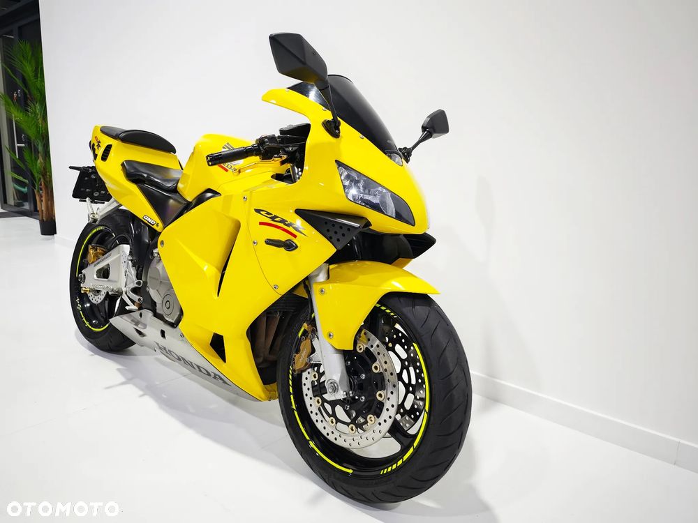 Honda CBR - 6