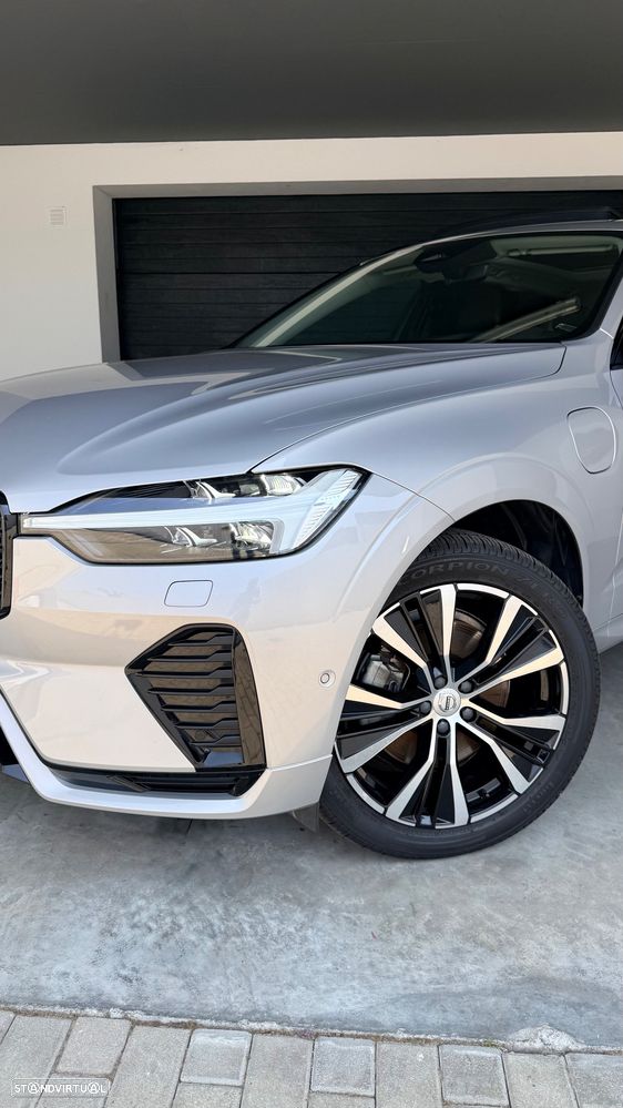 Volvo XC 60 2.0 T6 PHEV R-Design Expression AWD - 14
