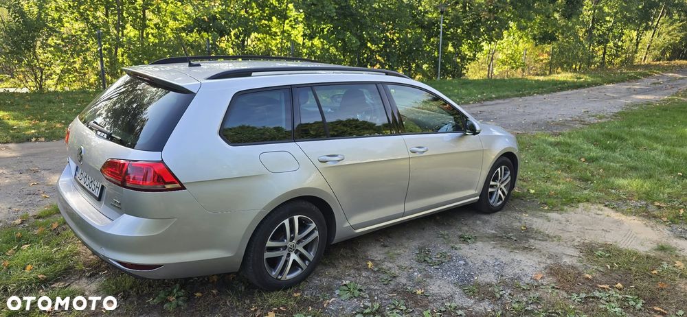 Volkswagen Golf - 8