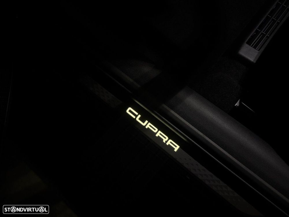 Cupra Formentor 1.5 eTSI DSG - 35