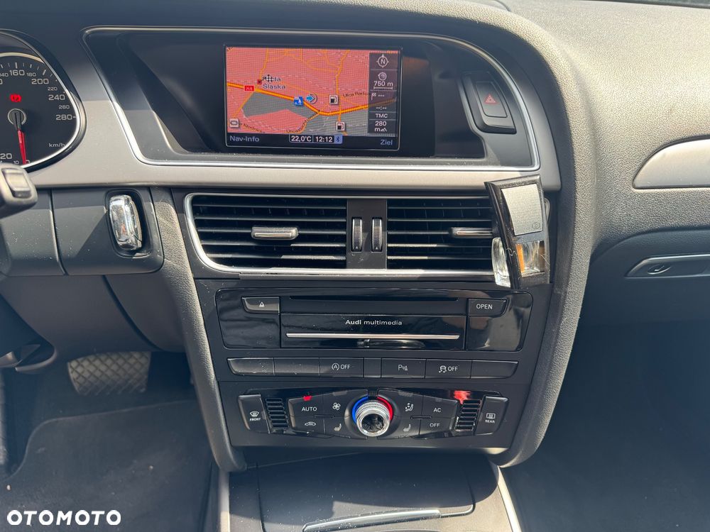 Audi A4 Avant - 14