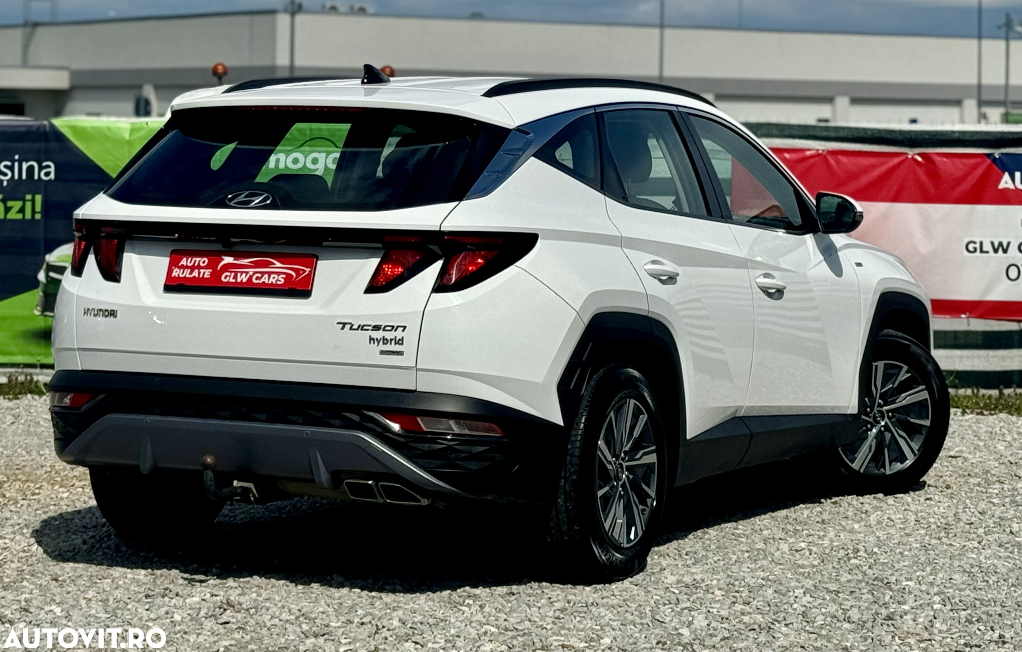 Hyundai Tucson 1.6 CRDi 48V-Hybrid 4WD DCT Prime - 11