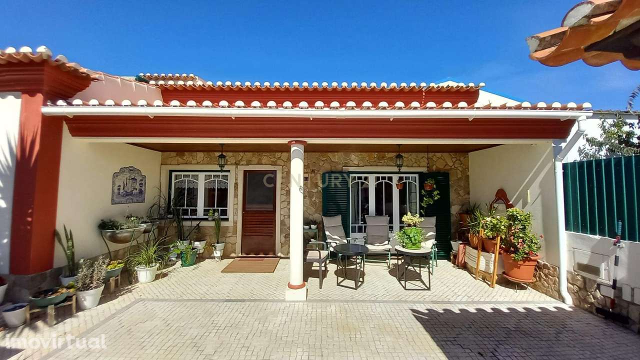 Moradia Térrea T3 com aproveitamento de Sótão - Mafra - Grande imagem: 2/31