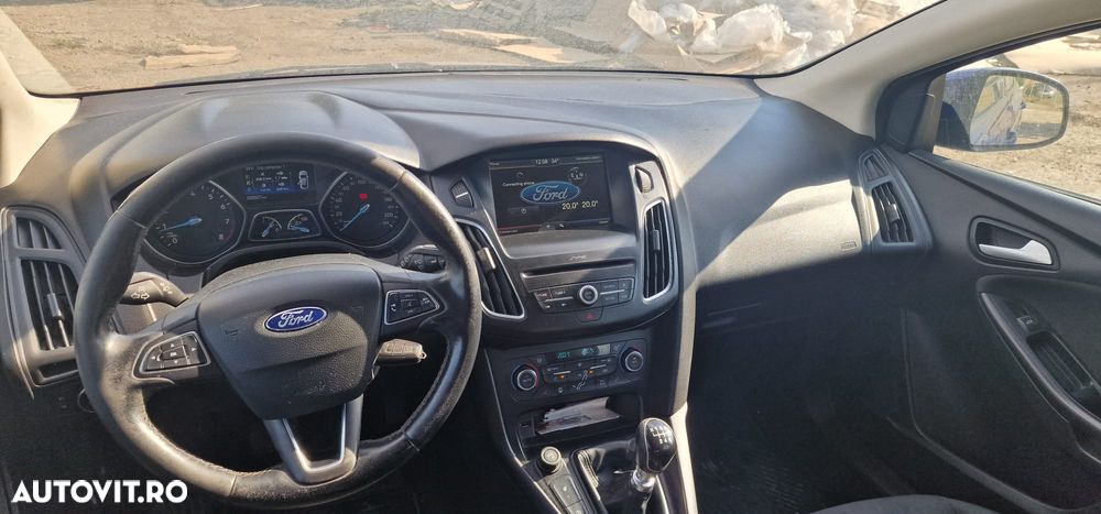Ford Focus 1.5 TDCi Trend - 6