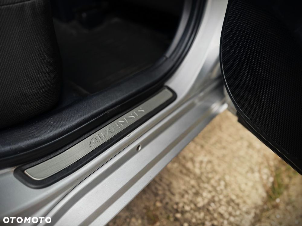 Toyota Avensis 2.0 Sol plus EU5 MS - 15