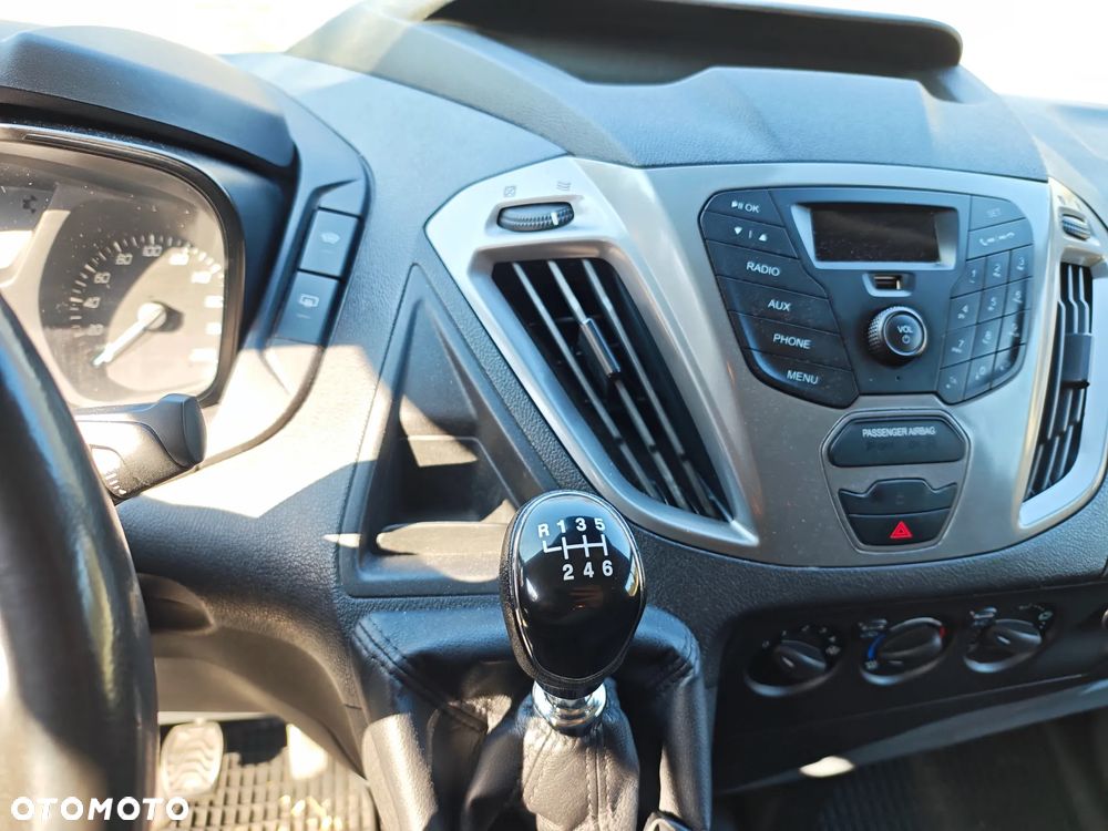 Ford Transit Custom - 13