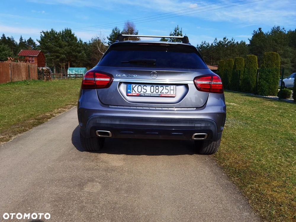 Mercedes-Benz GLA 200 7G-DCT AMG Line - 5