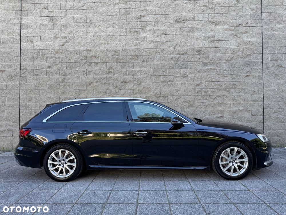 Audi A4 Avant 40 TDI quattro S tronic - 33