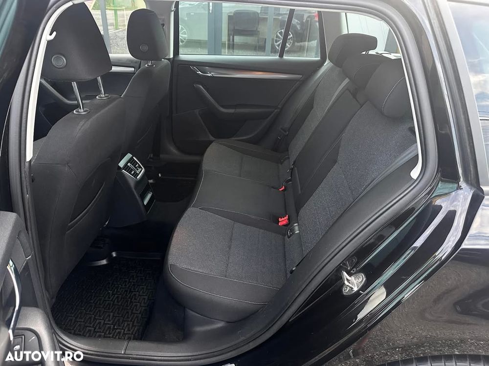 Skoda Octavia 2.0 TDI Soleil - 12
