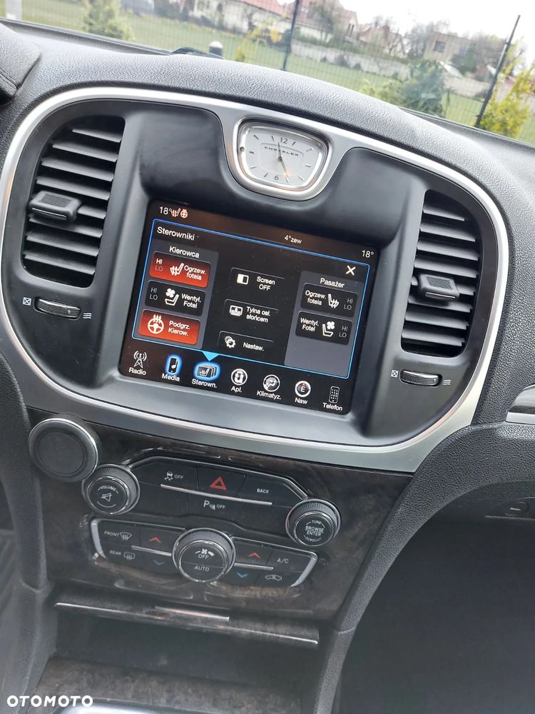 Chrysler 300C - 4