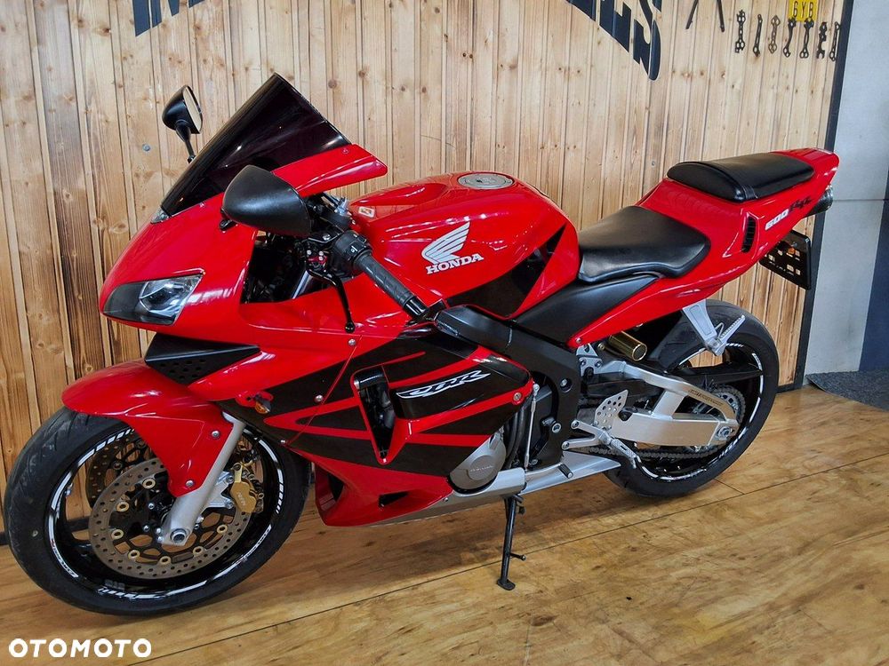 Honda CBR - 16