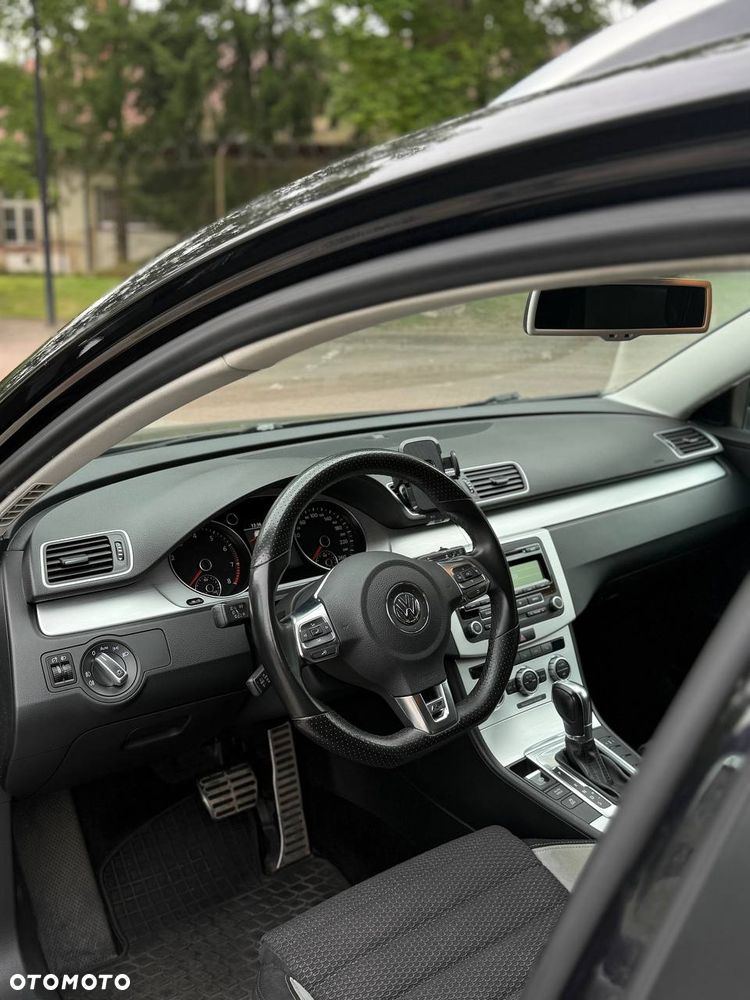 Volkswagen Passat 2.0 TSI Highline DSG - 14