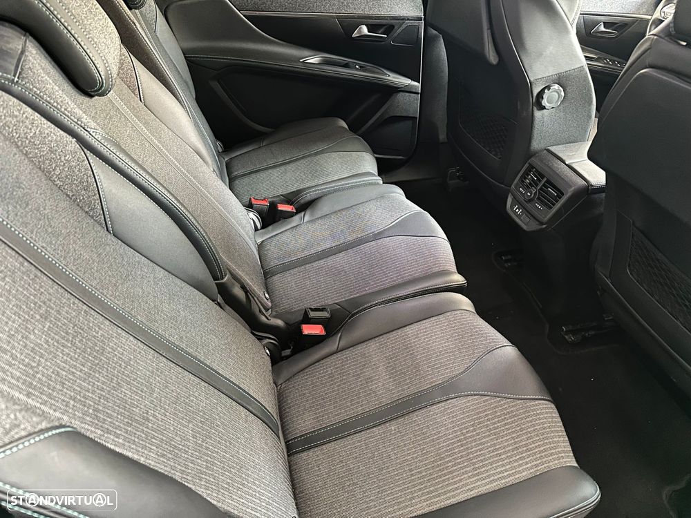 Peugeot 5008 1.5 BlueHDi Allure EAT8 - 20