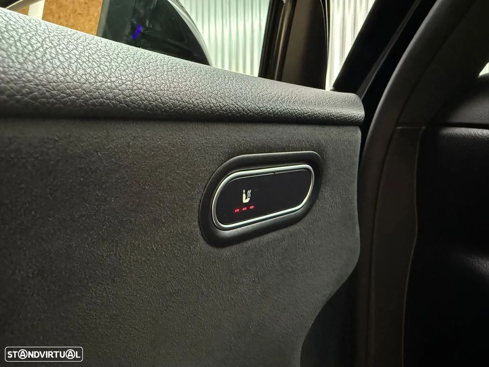 Mercedes-Benz A 250 e AMG Line - 39