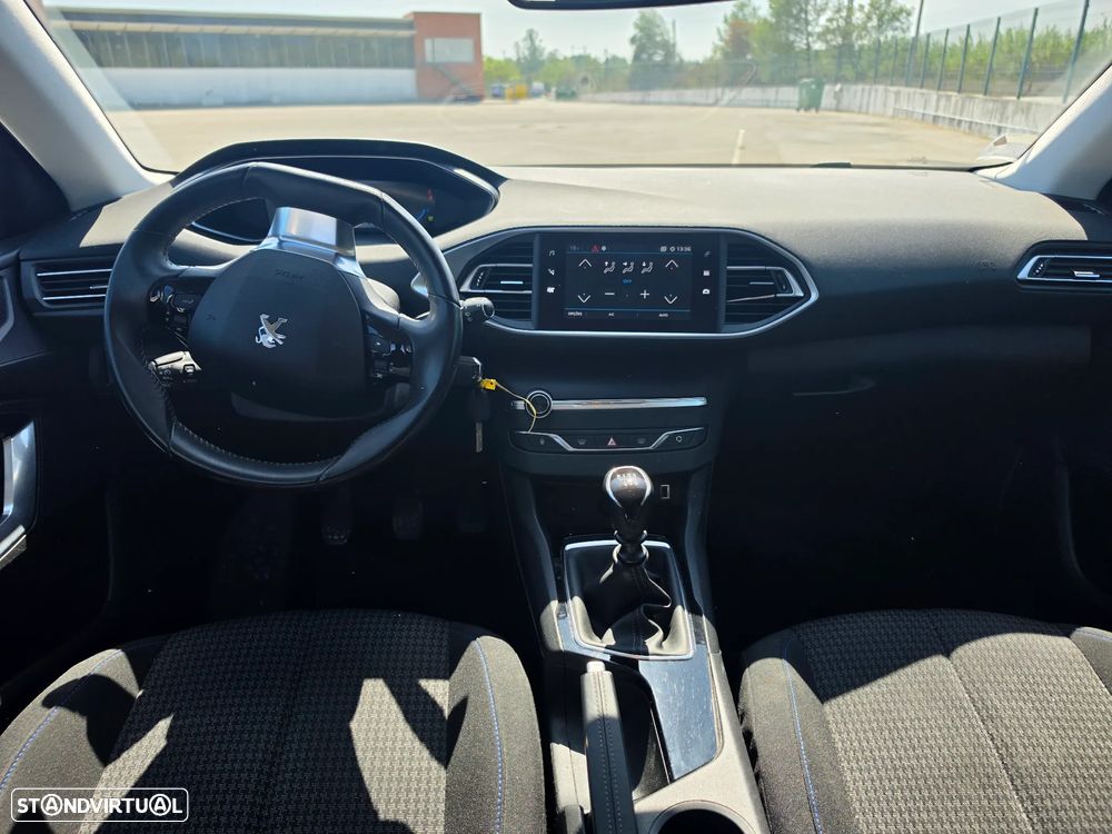 Peugeot 308 SW 1.5 BlueHDi Style - 9
