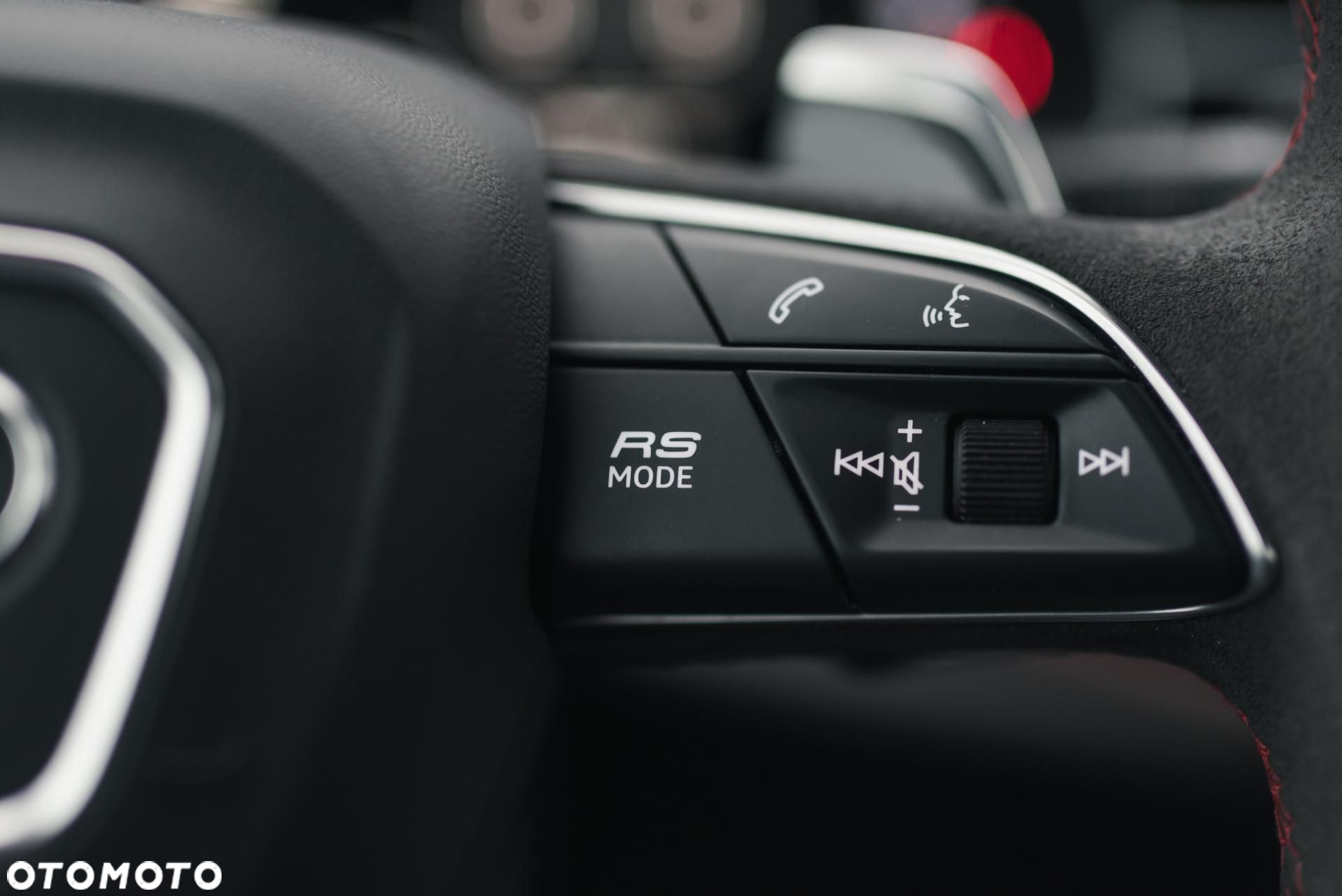 Audi RS Q8 - 38