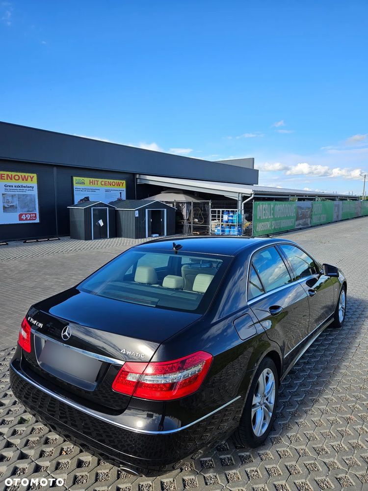Mercedes-Benz Klasa E 350 CDI 4-Matic - 26