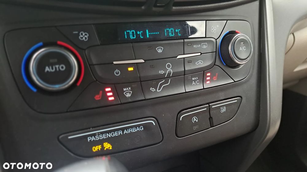Ford Escape 2.0 EcoBoost AWD Titanium - 31
