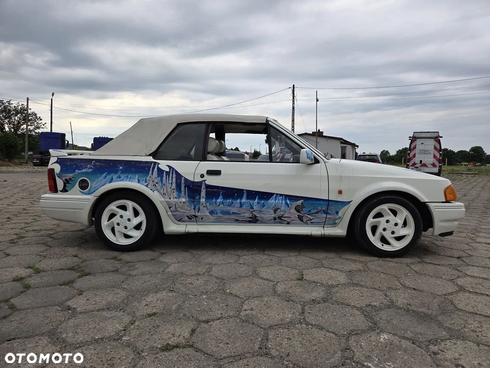 Ford Escort 1.6 Ghia - 5