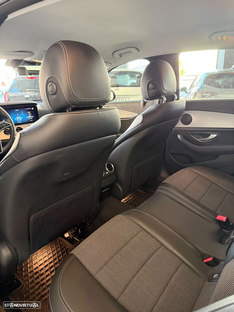 Mercedes-Benz E 300 de 4Matic 9G-TRONIC - 9