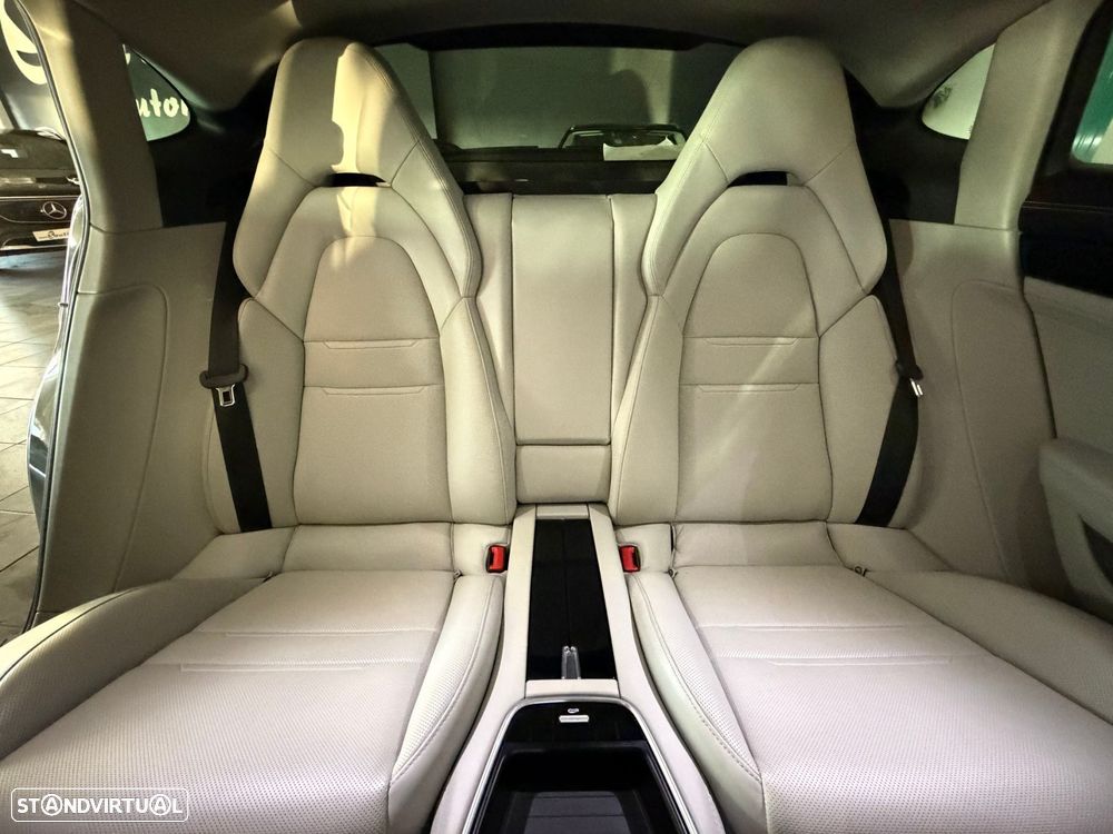 Porsche Panamera 4 E-Hybrid Executive - 29