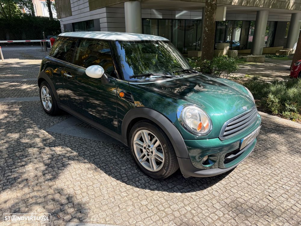 MINI 3 Portas One D - 8