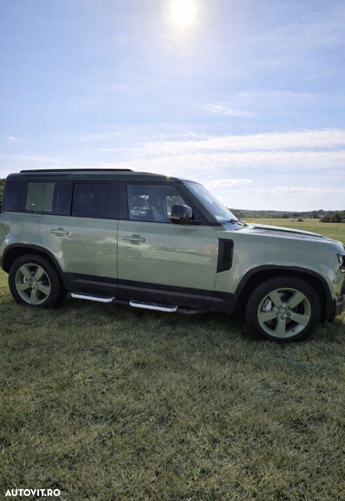 Land Rover Defender - 4