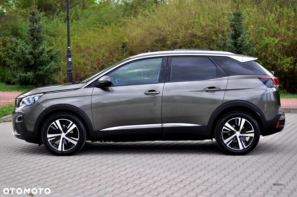 Peugeot 3008 1.2 PureTech Allure S&S - 7