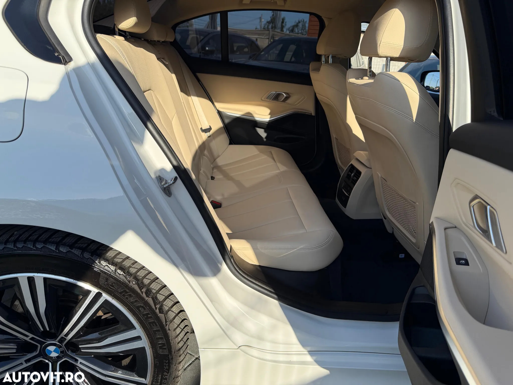 BMW Seria 3 - 12