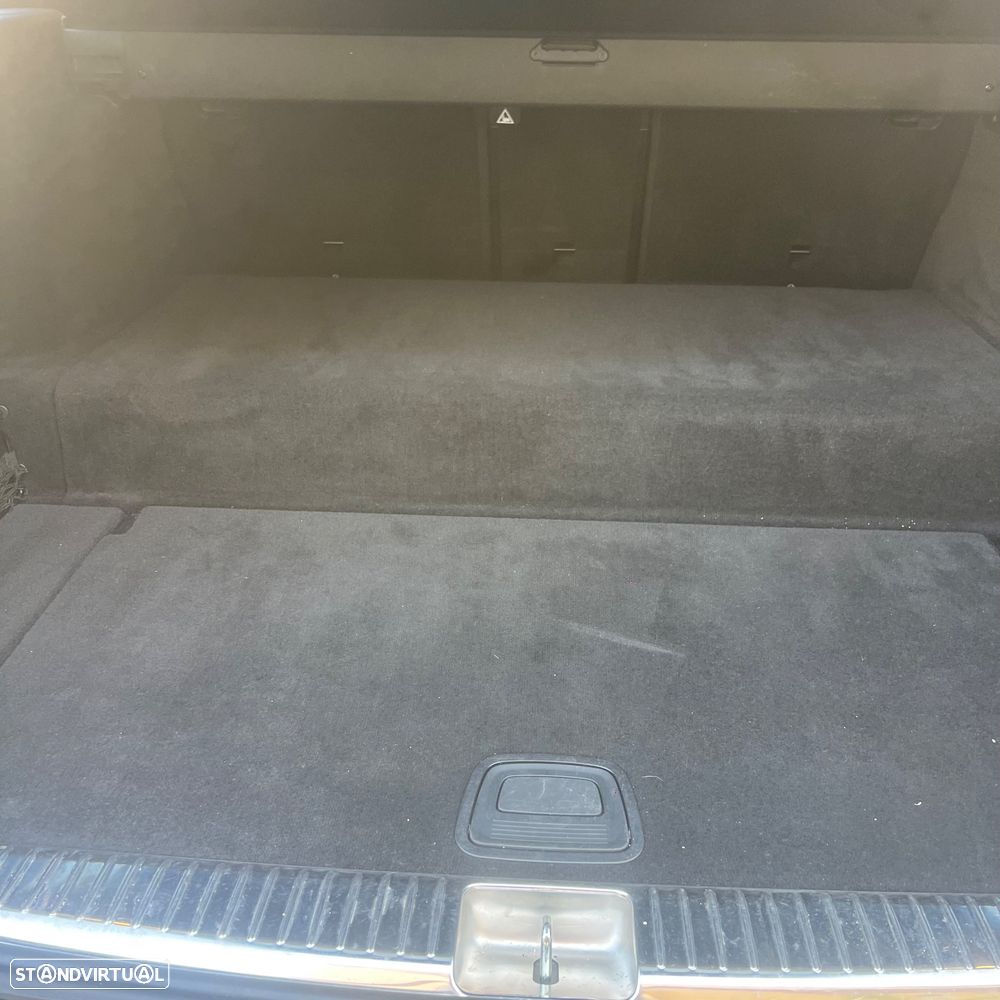 Mercedes-Benz E 300 de 4Matic 9G-TRONIC Avantgarde - 34