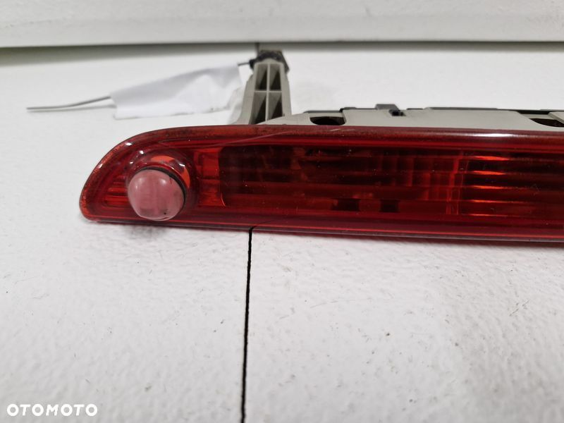opel agila b suzuki splash trzecie 3 światło stopu 35810-51k0 - 2