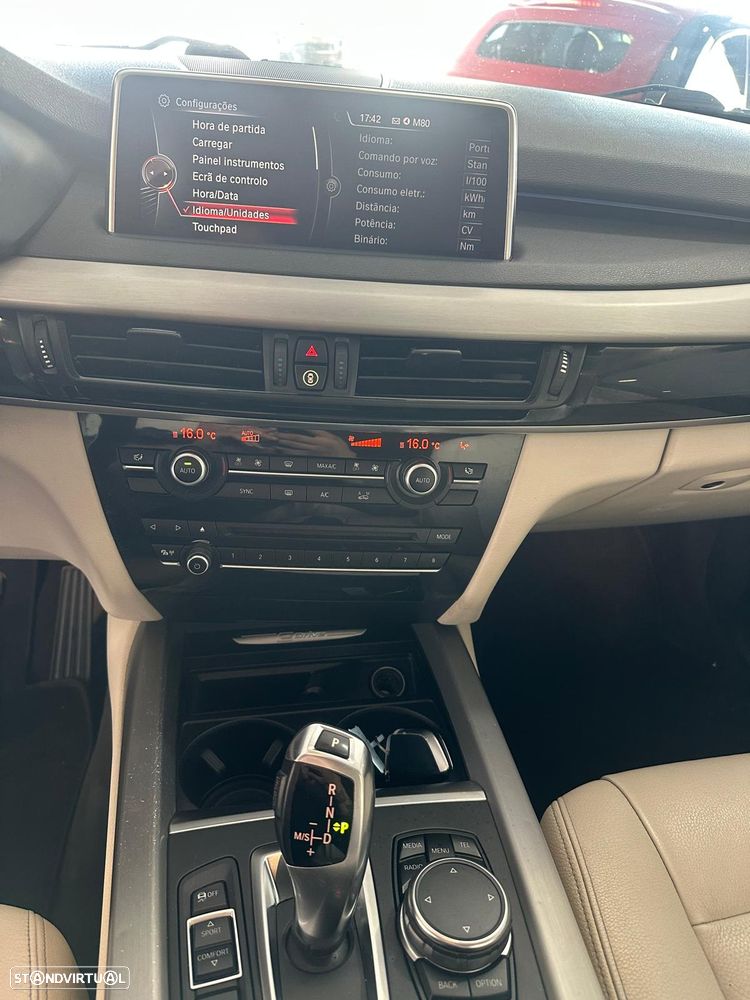 BMW X5 xDrive40e - 12
