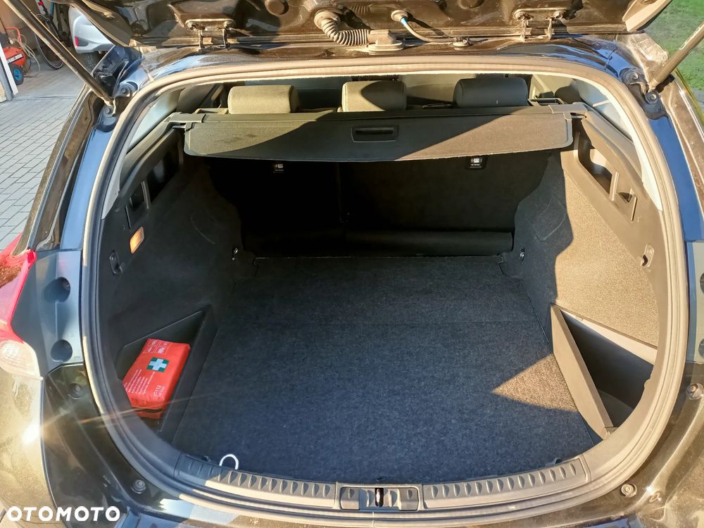 Toyota Auris 1.6 Classic Plus - 11